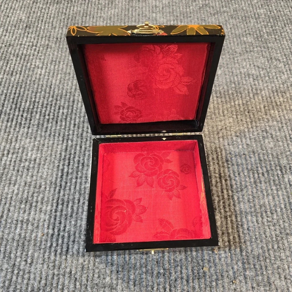 Vintage Jewlery Box Floral‎ Plastic Lucite Hinged